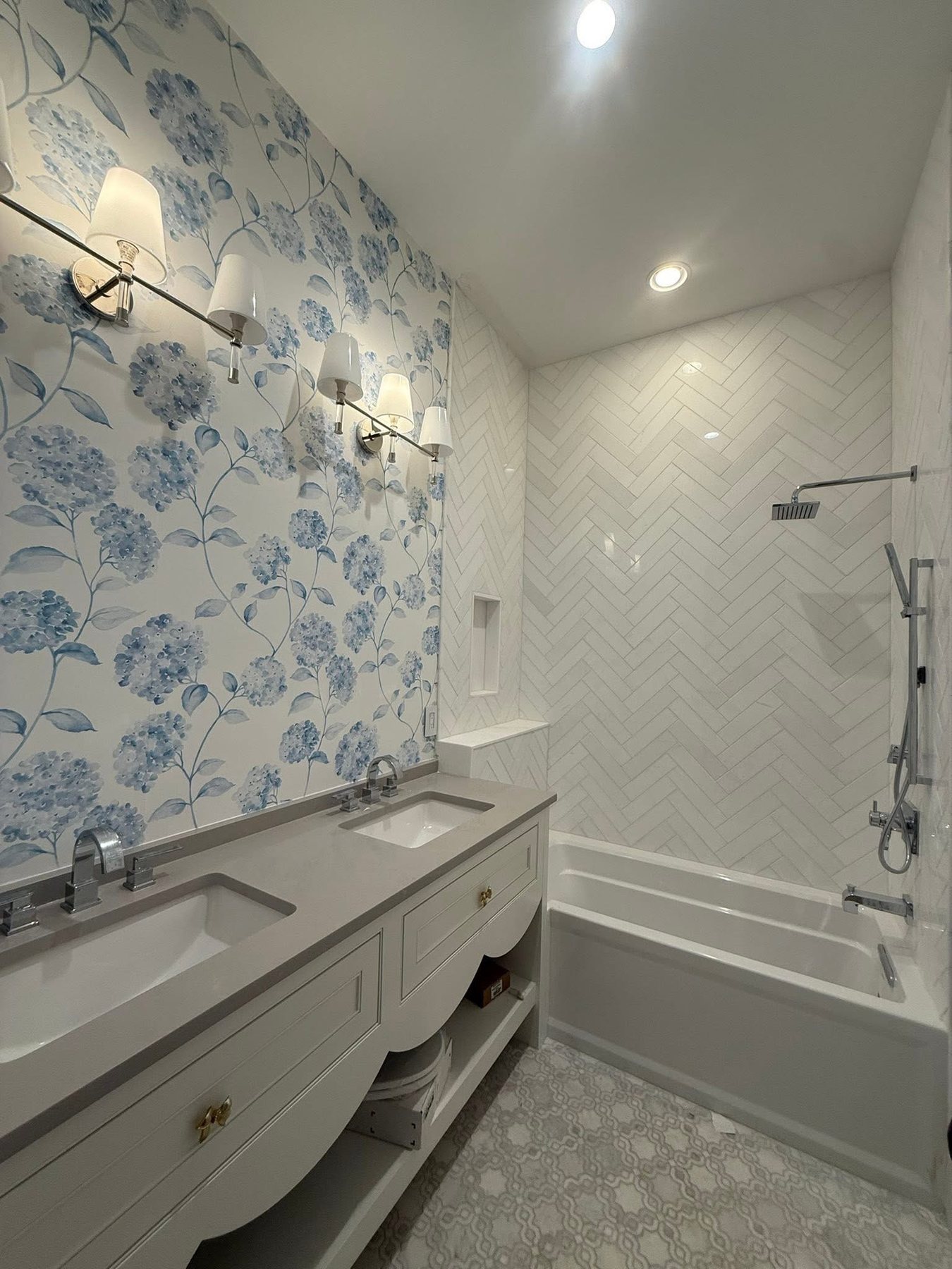 Wallpaper Installation